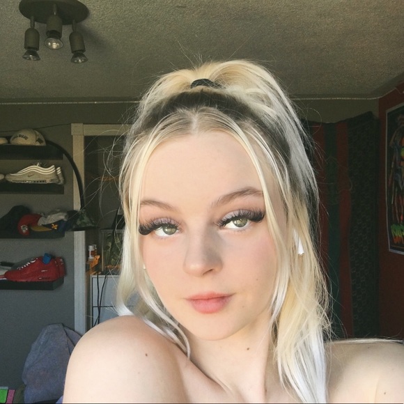 Meet your Posher, Katelynn - Picture 1 of 1